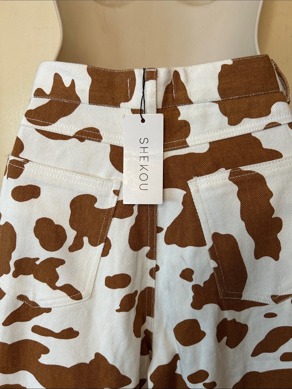 Shekou High-Rise Wide Leg Cow-Print Jeans in Brown/White size XS - Picture 6 of 8